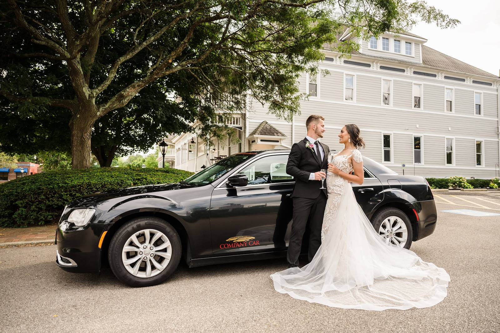 The Ultimate Wedding Transportation Experience: Lightwater Limo – Making Your Big Day Unforgettable